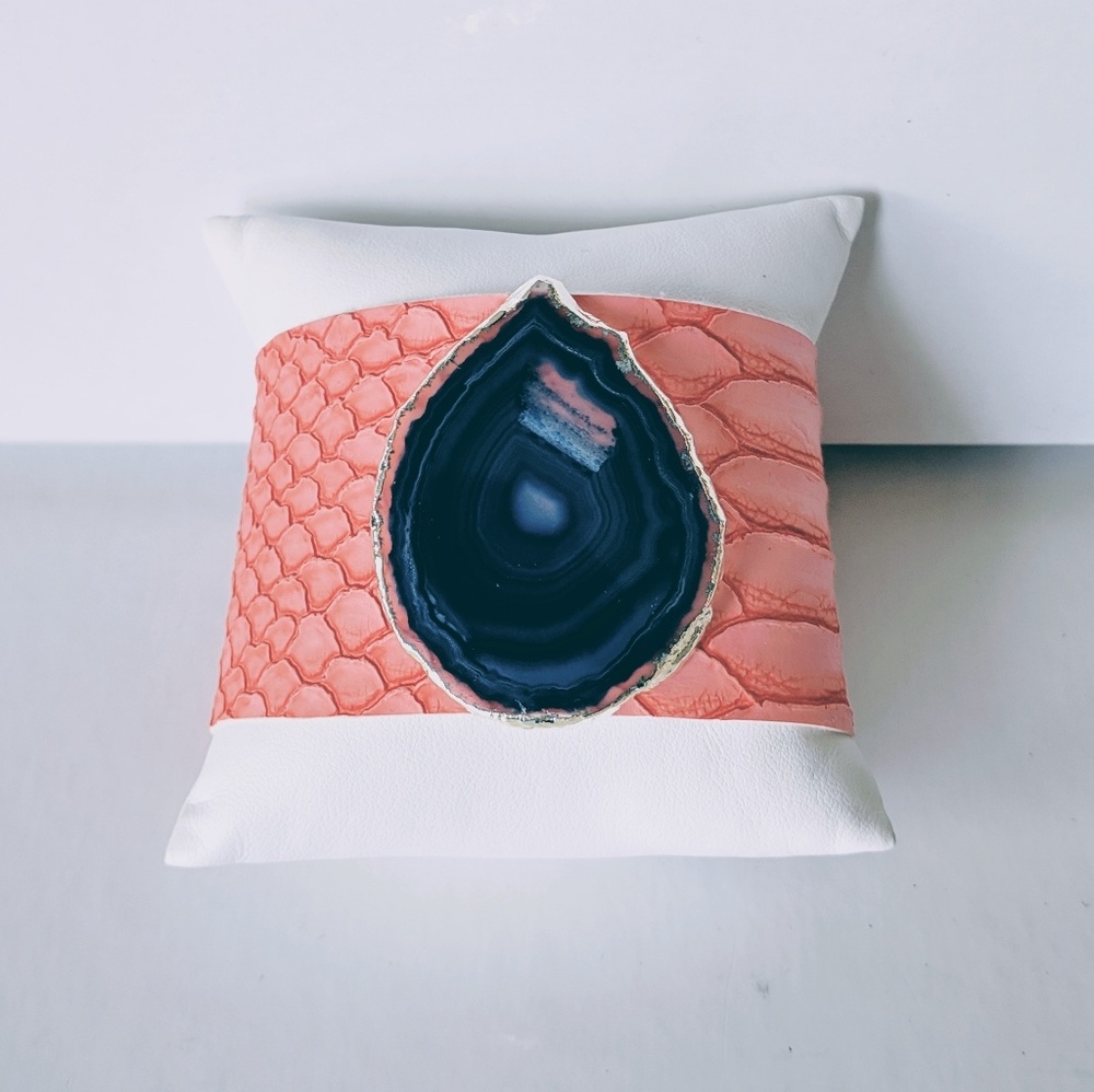 Hide cuff